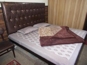 Ratnam Guest house